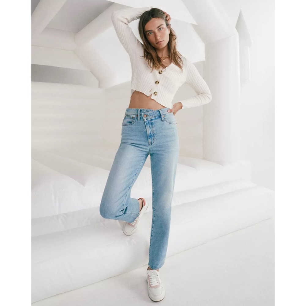 The Perfect Vintage Straight Jean in Rondeau Wash